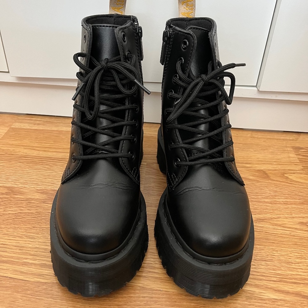Dr. Martens Vegan Jadon II Mono Platform Boots (US 5)